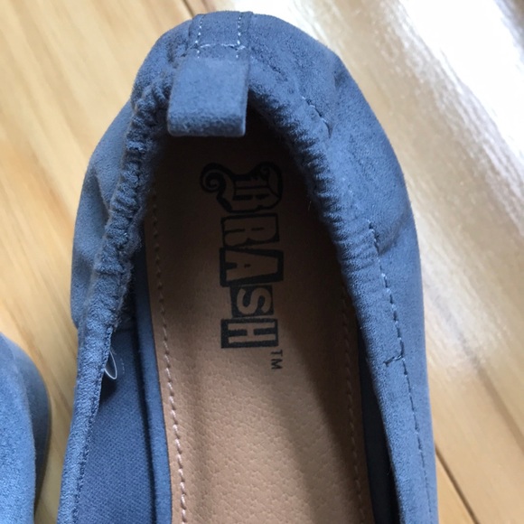 Comfy! 1 inch block heel - Picture 2 of 7